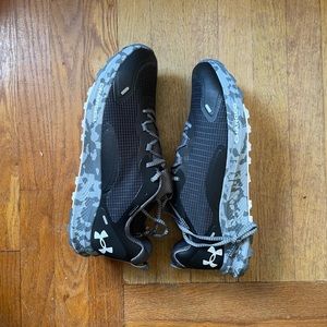 Brand new in box Under Armor Charged TR2 SP, size 13 never worn. Questions? Lmk